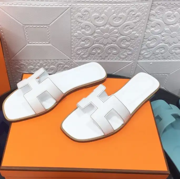 hype Hermes Slippers