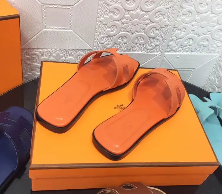 hype Hermes Slippers