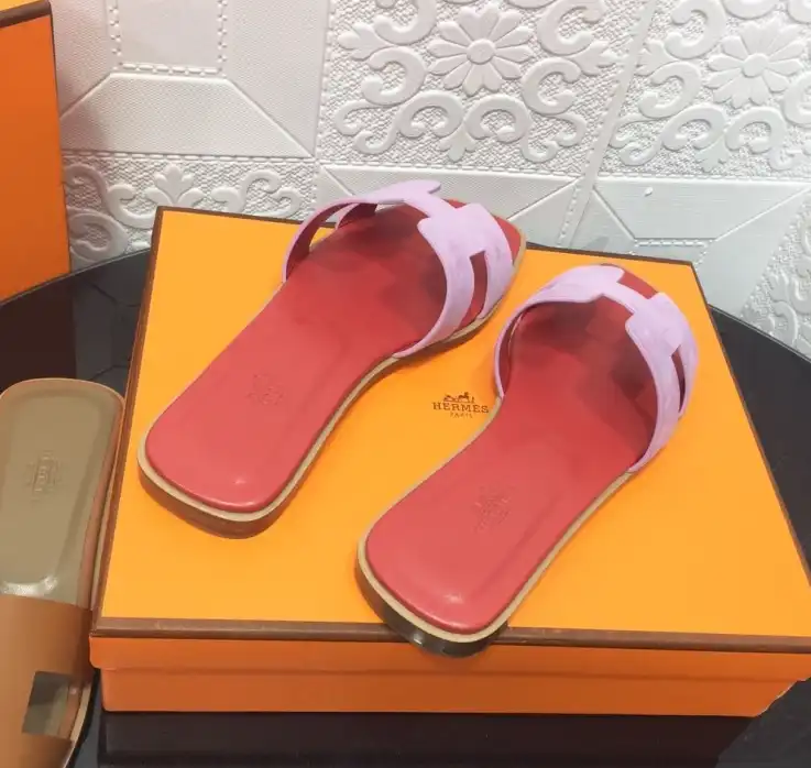 hype Hermes Slippers