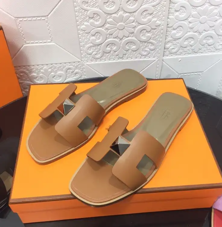 hype Hermes Slippers