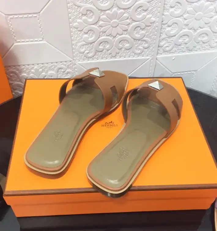 hype Hermes Slippers