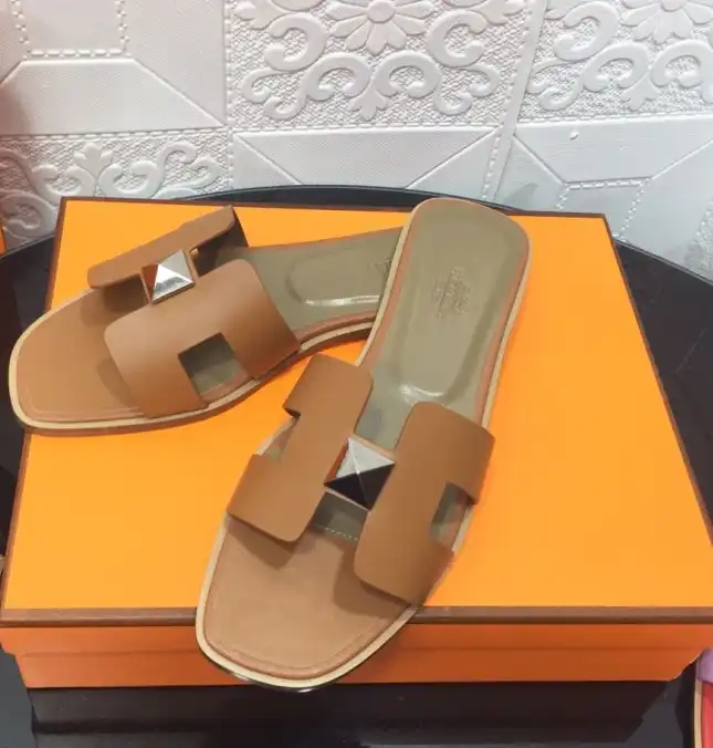 hype Hermes Slippers