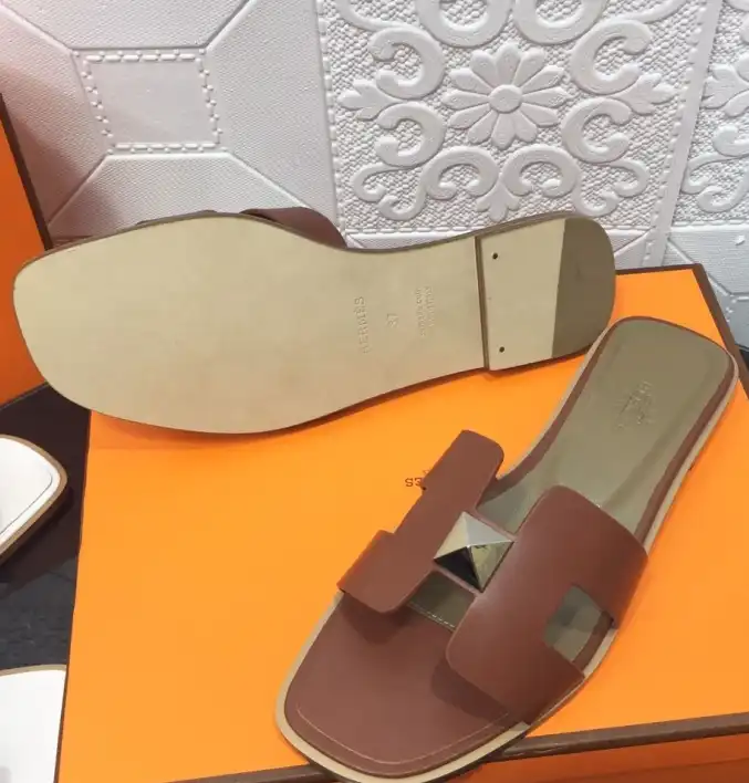 hype Hermes Slippers