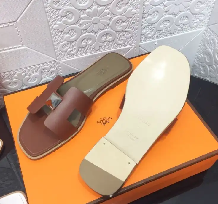 hype Hermes Slippers