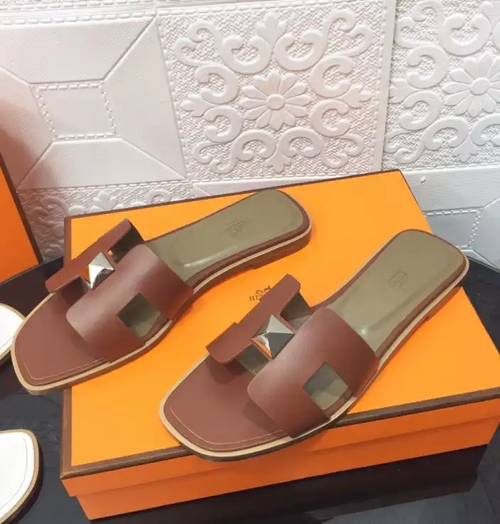 hype Hermes Slippers