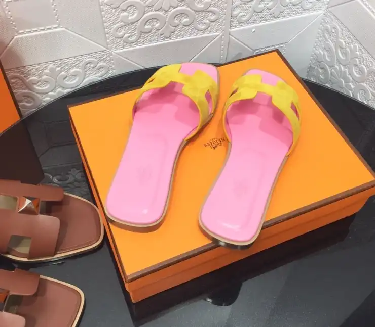 hype Hermes Slippers