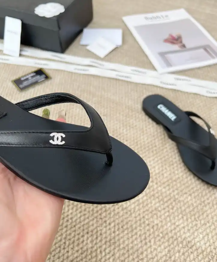 hype Chanel Slippers