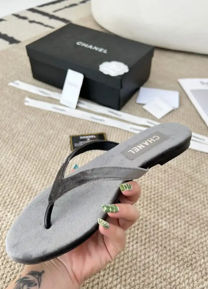 hype Chanel Slippers