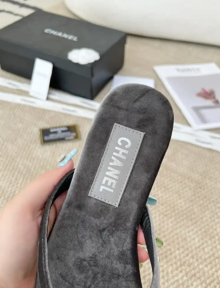 hype Chanel Slippers