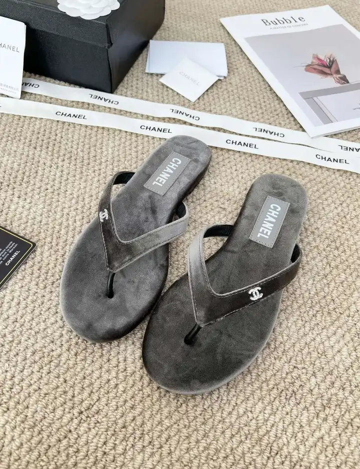 hype Chanel Slippers