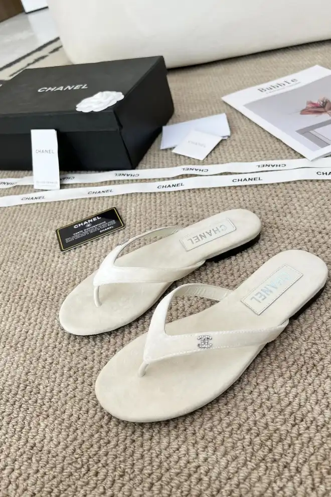 hype Chanel Slippers