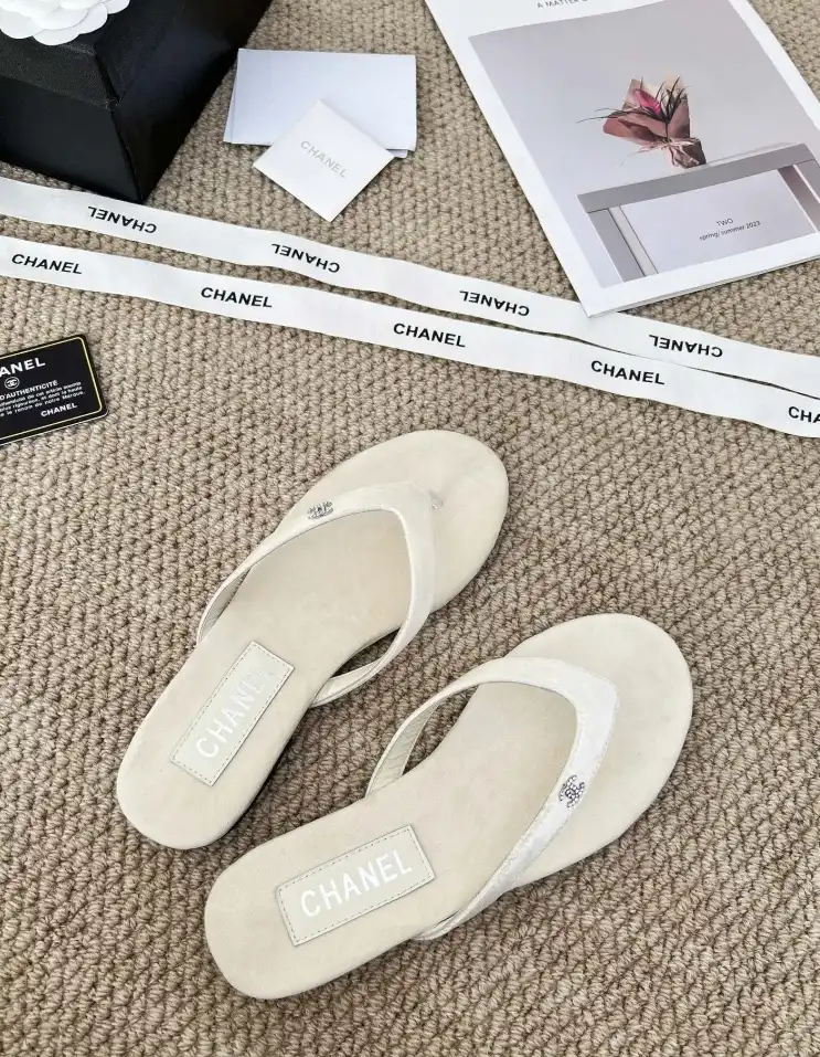 hype Chanel Slippers