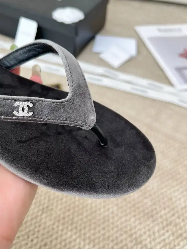 hype Chanel Slippers