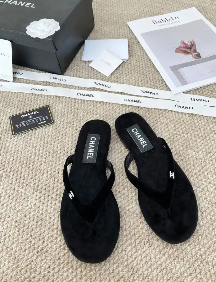 hype Chanel Slippers