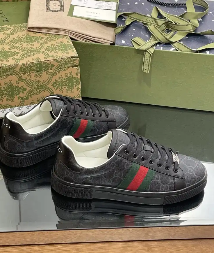 hype Gucci Sneakers