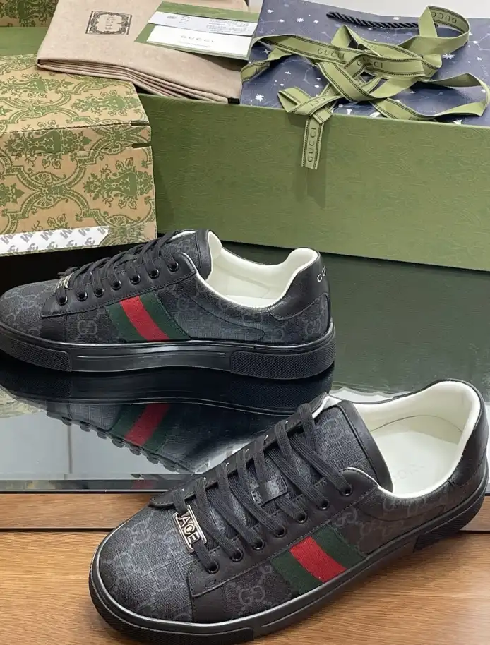 hype Gucci Sneakers