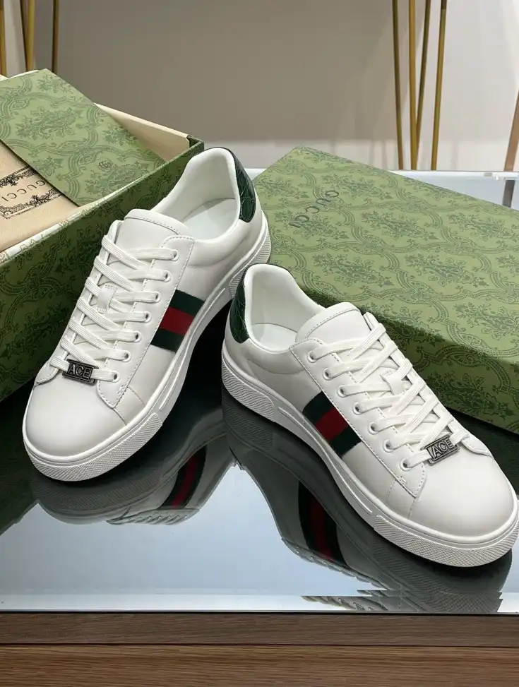 hype Gucci Sneakers