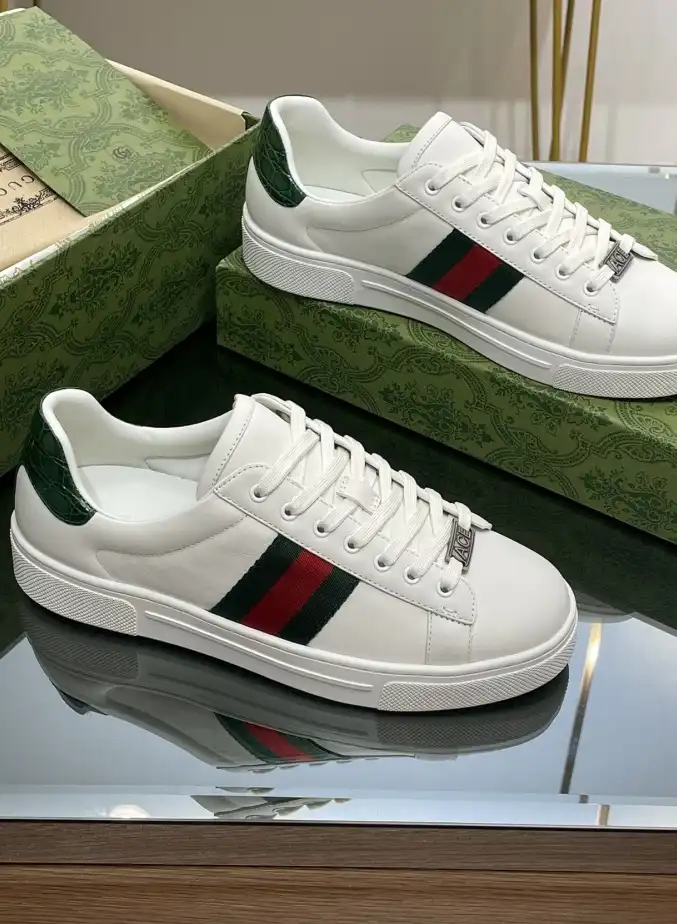 hype Gucci Sneakers