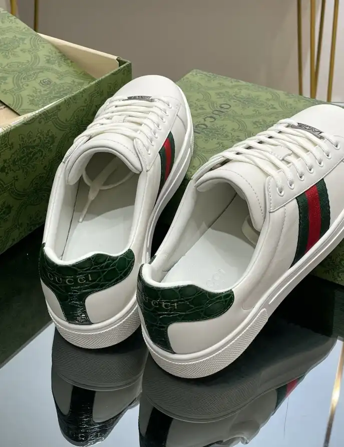 hype Gucci Sneakers