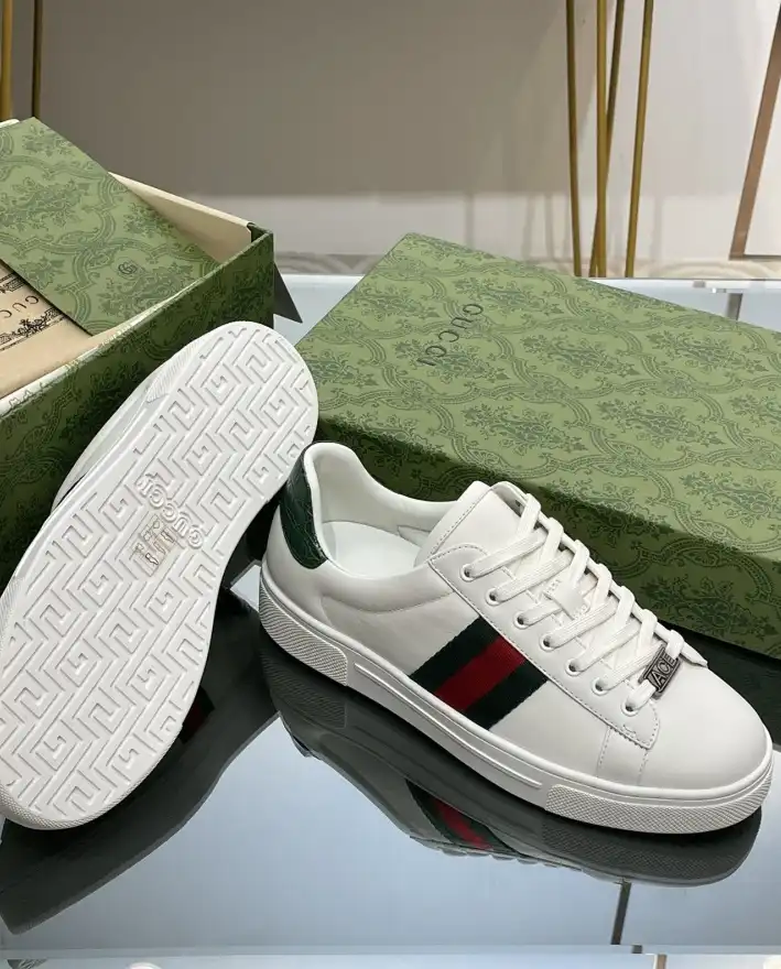 hype Gucci Sneakers