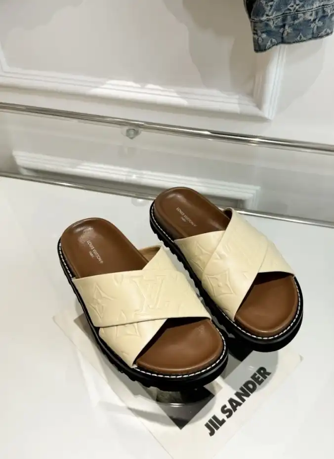 hype LV Slippers