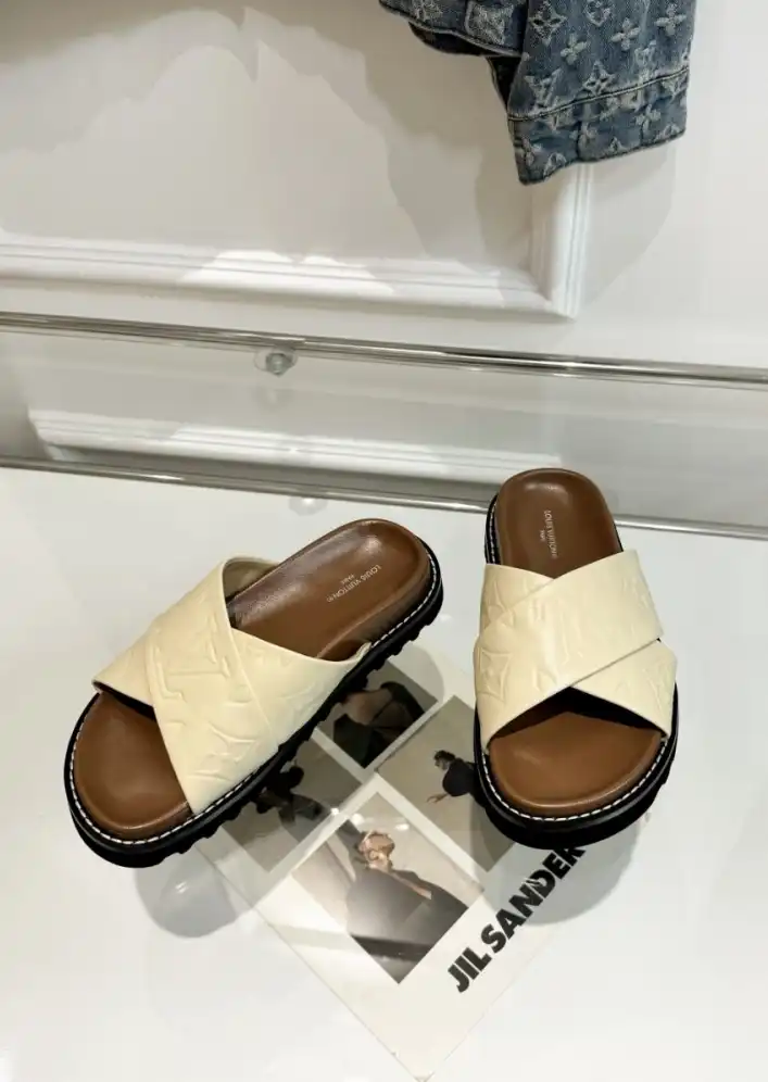 hype LV Slippers