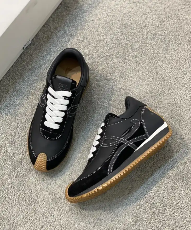 hype Loewe Sneakers