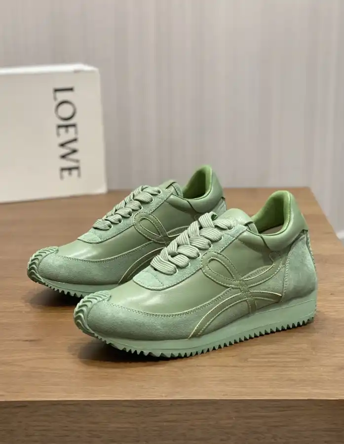 hype Loewe Sneakers