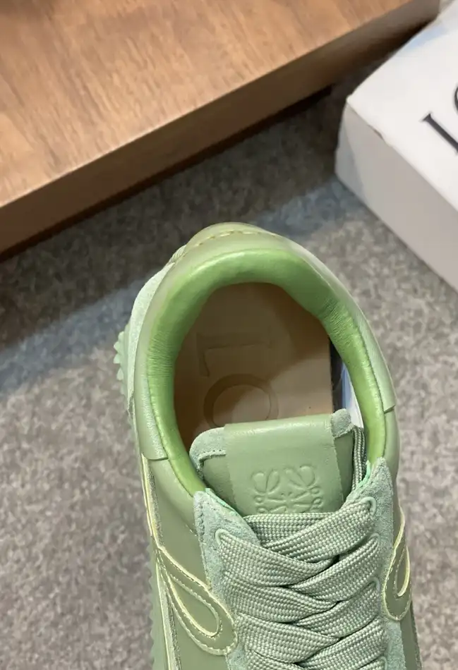 hype Loewe Sneakers