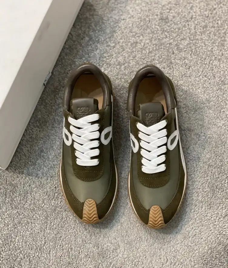 hype Loewe Sneakers