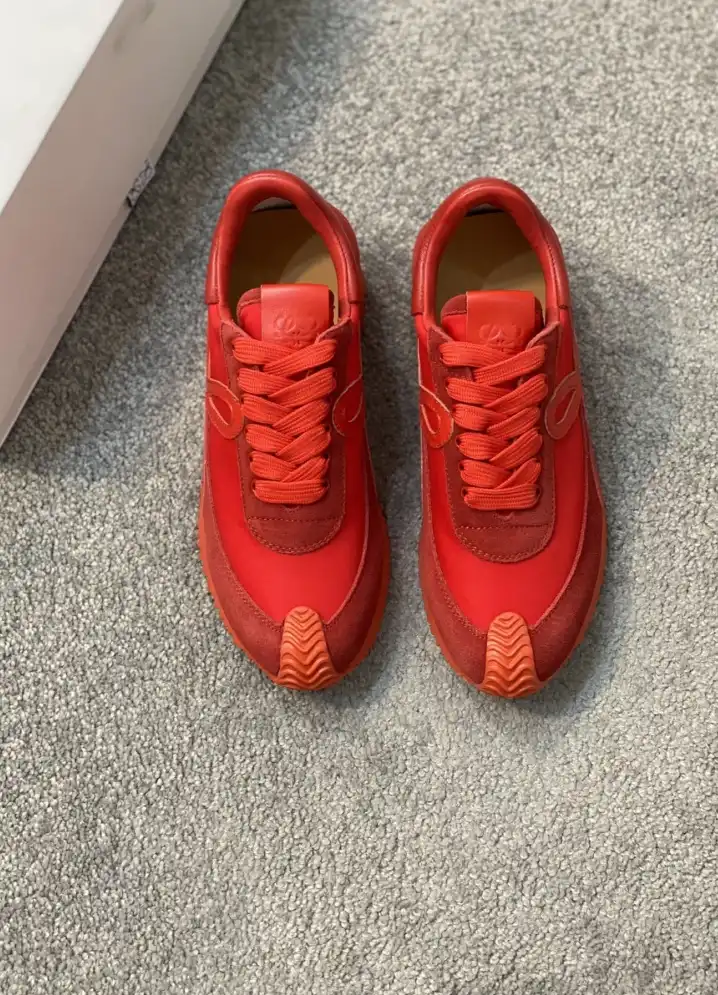 hype Loewe Sneakers