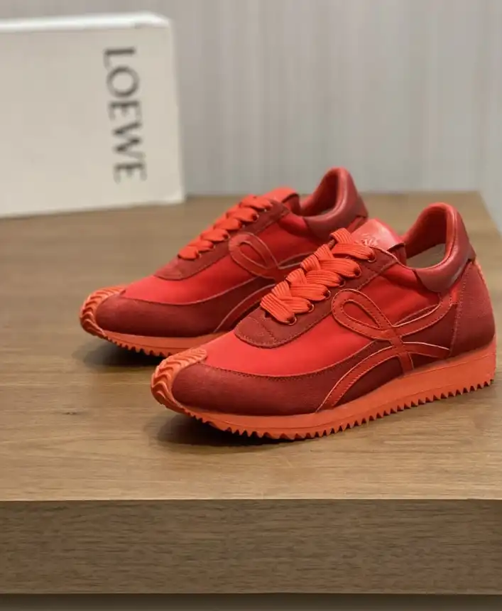 hype Loewe Sneakers