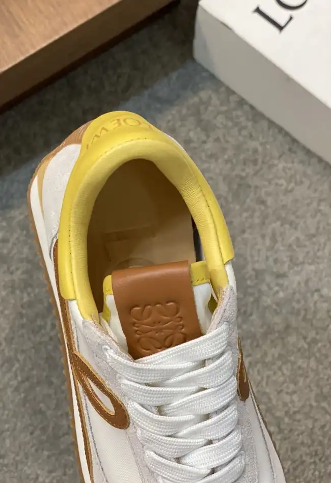 hype Loewe Sneakers