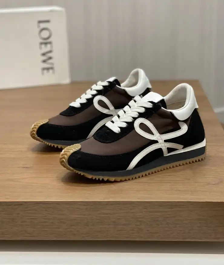 hype Loewe Sneakers