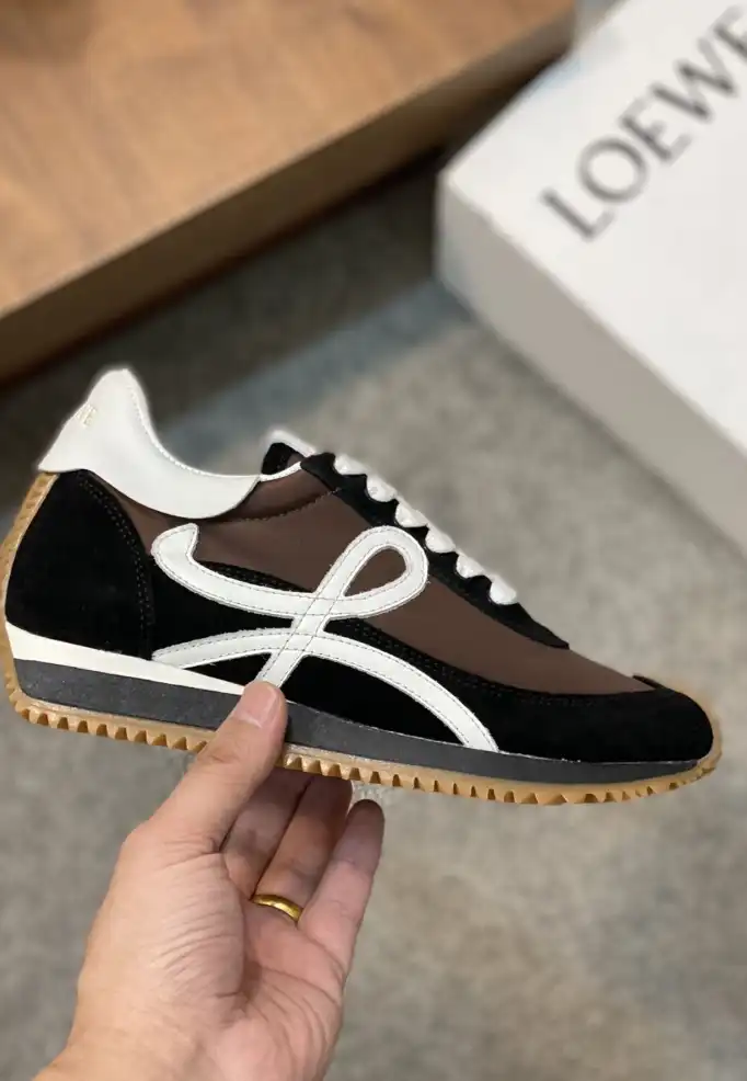 hype Loewe Sneakers