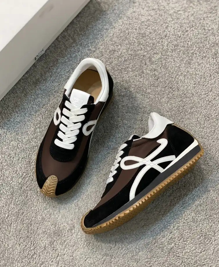 hype Loewe Sneakers