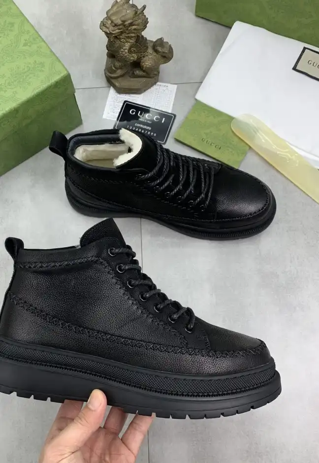 hype Gucci Sneakers