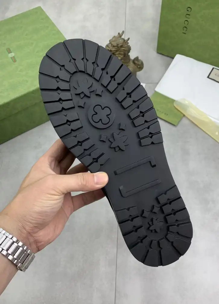 hype Gucci Sneakers