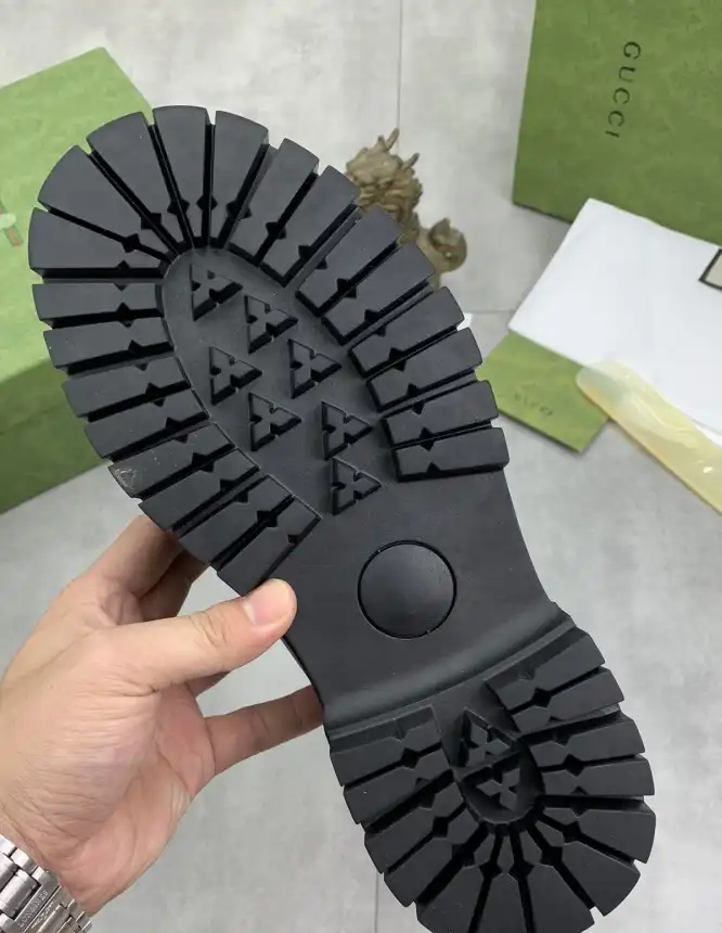 hype Gucci Sneakers