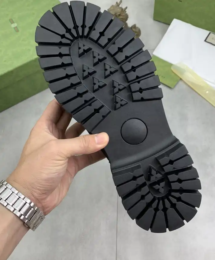 hype Gucci Sneakers