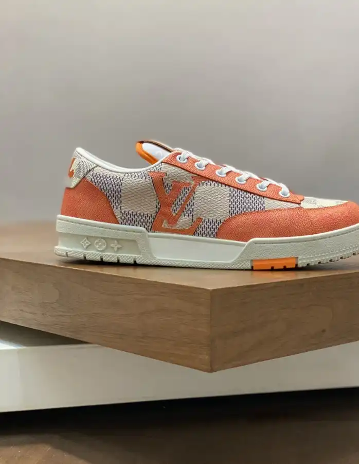 hype Louis Vuitton Sneakers