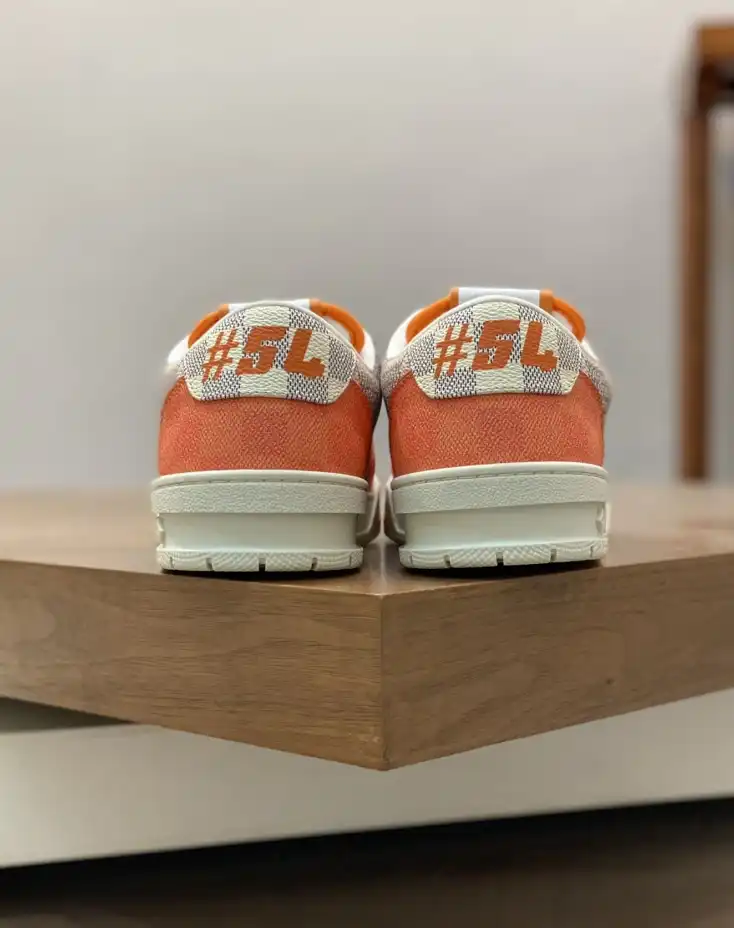 hype Louis Vuitton Sneakers