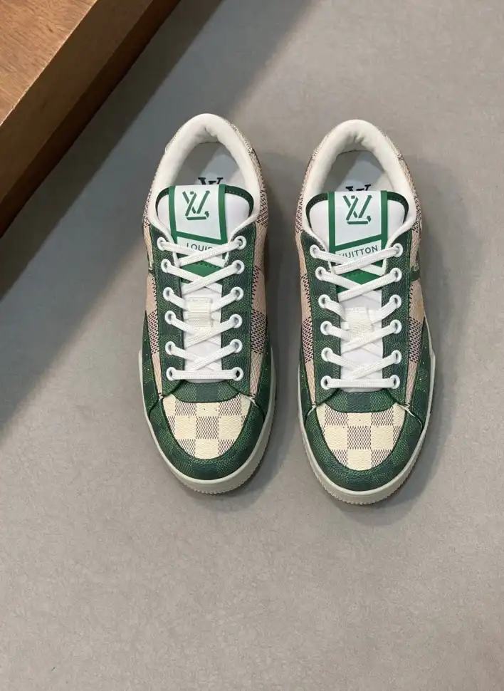 hype Louis Vuitton Sneakers