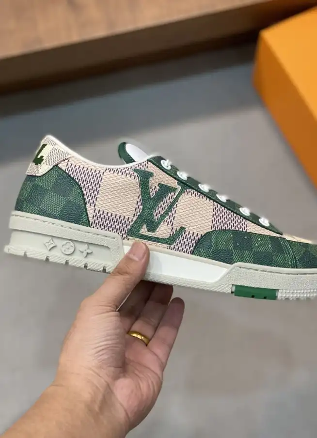 hype Louis Vuitton Sneakers