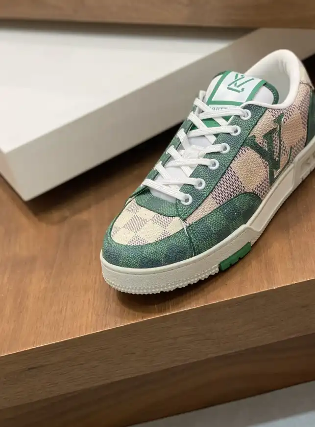 hype Louis Vuitton Sneakers