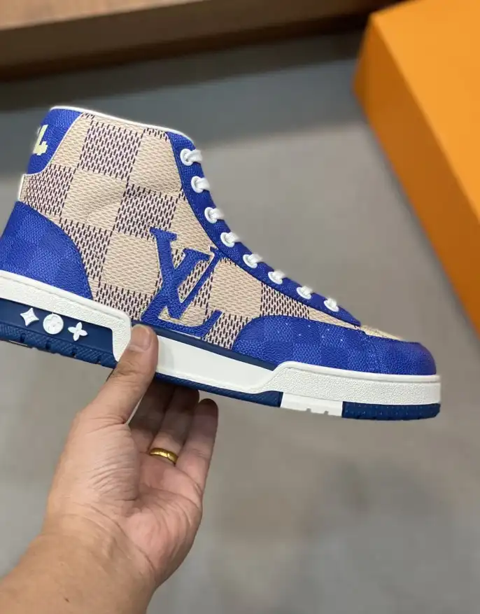 hype Louis Vuitton Sneakers