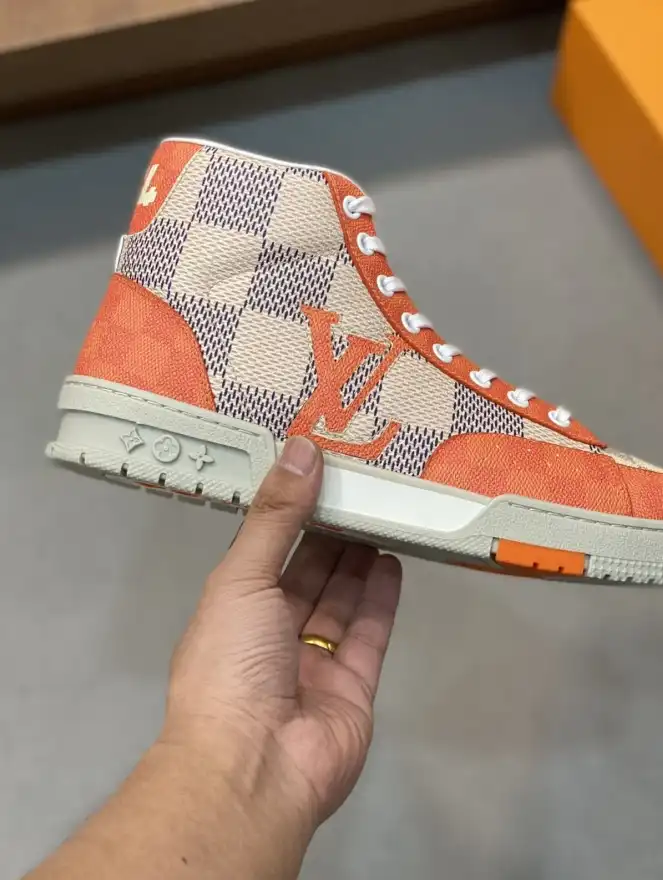 hype Louis Vuitton Sneakers