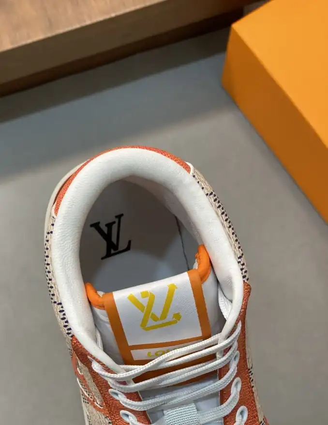 hype Louis Vuitton Sneakers