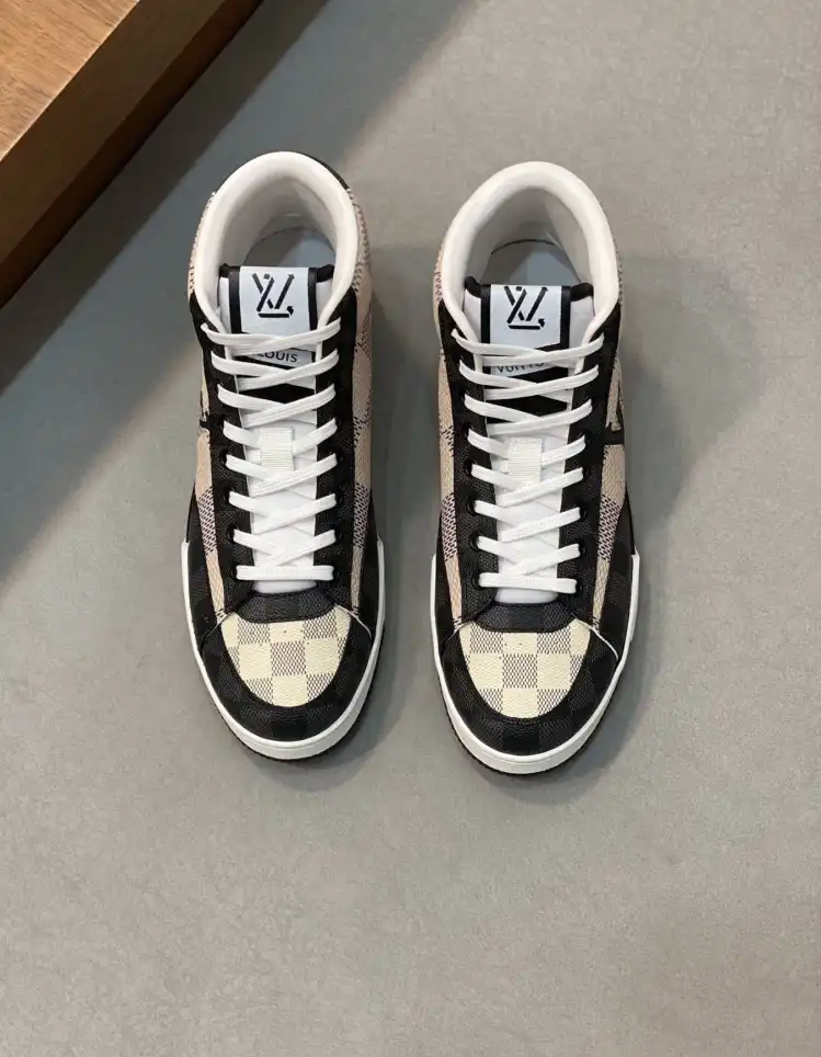 hype Louis Vuitton Sneakers