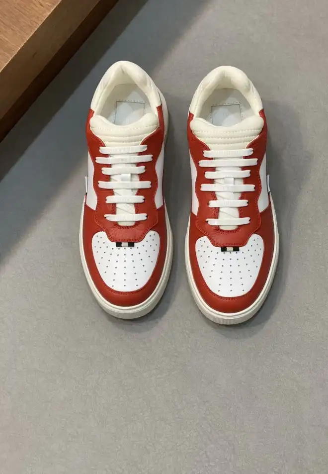 hype Burberry Sneakers